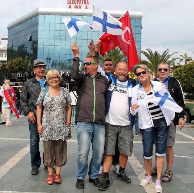 Alanya da Yabancılardan mutluyuz Ve Güvendeyiz Mesajı 1