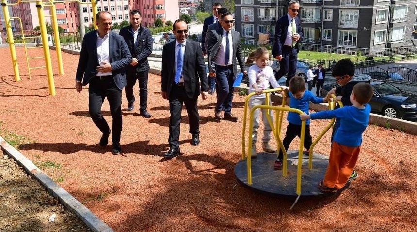 &Uuml;nye Belediyesinden 3 Ayda 13 &Ccedil;ocuk Parkı