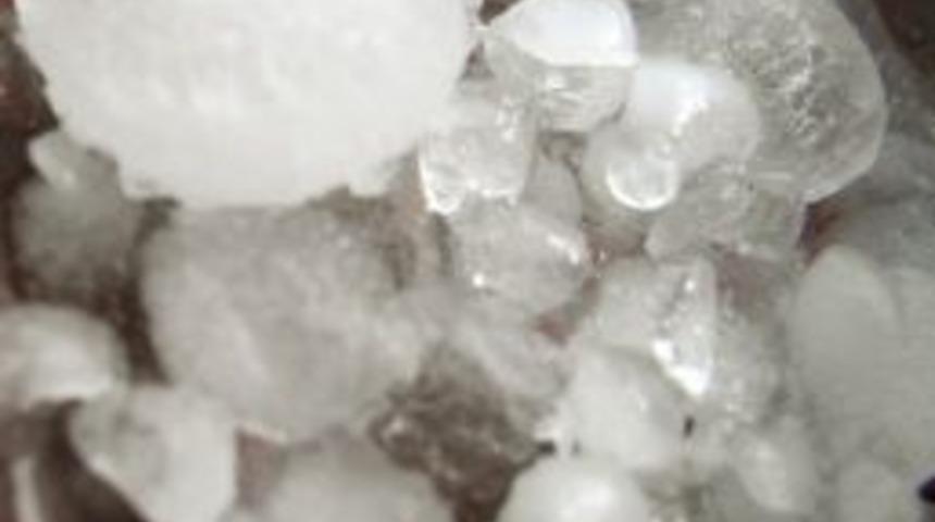 Dolu Yağışı Arabanlı &Uuml;reticileri Korkuttu