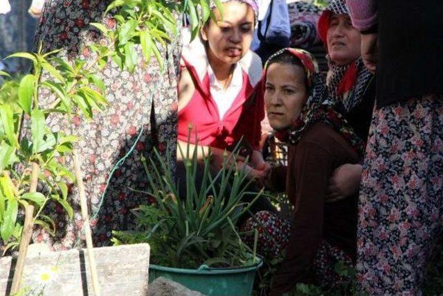 Tüfekle Oynarken Ağabeyini Öldürdü 