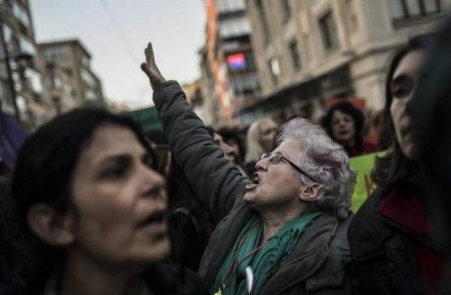 İstanbul'da Referandum Protestoları...