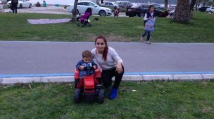 Hırsız, Piknik Fotoğrafında Ortaya &Ccedil;ıktı