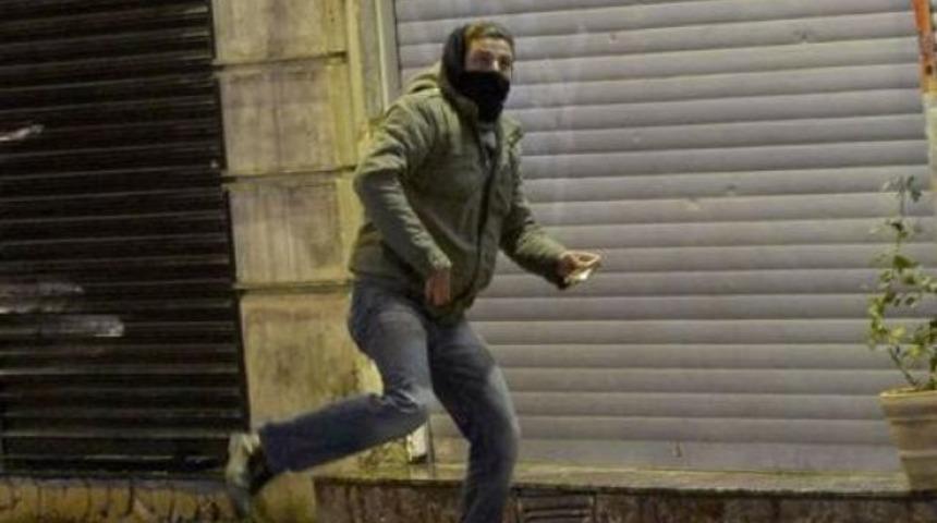 Taksim'de yolsuzluk eylemi - 27 Aralık