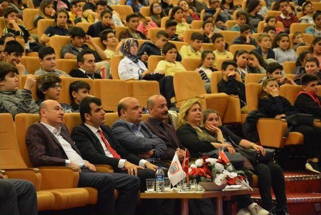 Ayto Akademiden Öğrencilere ‘başarıya Giden Yol’ Semineri