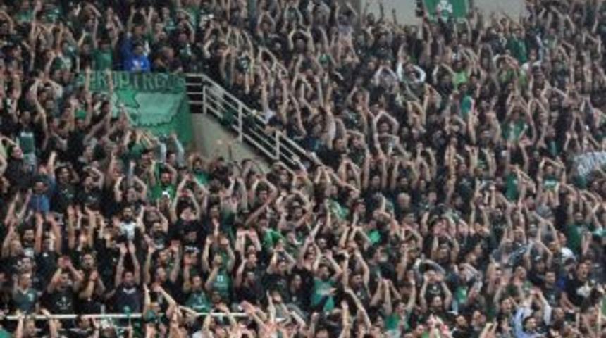 O.a.k.a Arena&rsquo;da 11 Yıllık Seri Bitti