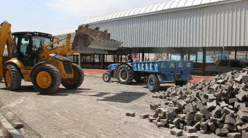 Devteşti Mahallesinde Kilitli Parke Taşı &Ccedil;alışması