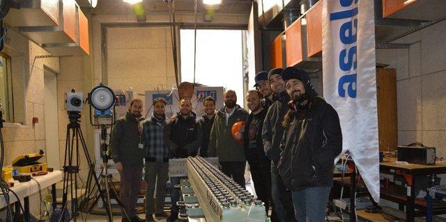 Aselsan&rsquo;ın Elektromanyetik Top Sistemi G&ouml;r&uuml;c&uuml;ye &Ccedil;ıkıyor 3