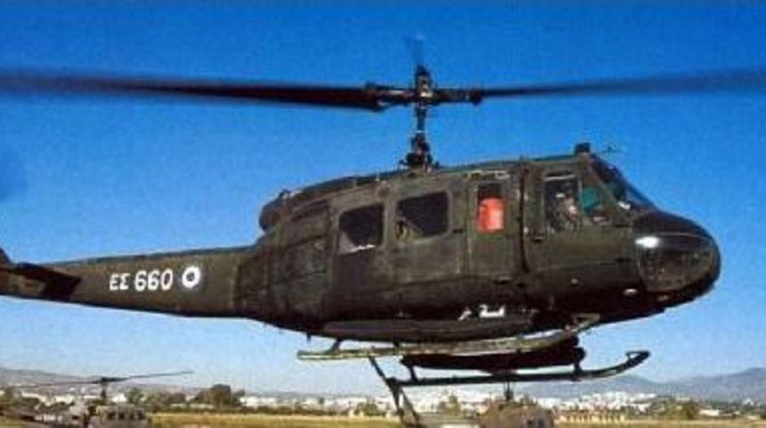 Yunanistan'da I&ccedil;inde Beş Kişi Bulunan Askeri Helikopter D&uuml;şt&uuml; (2)