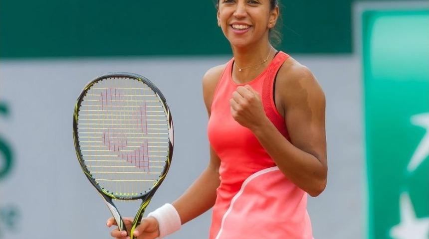 &Ccedil;ağla, Fransa A&ccedil;ıkta Ana Tabloda