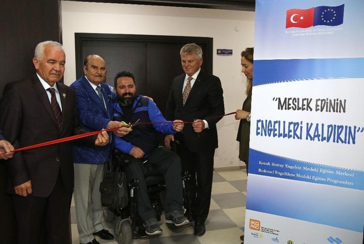 Buca&rsquo;da Engellilere İş Fırsatı