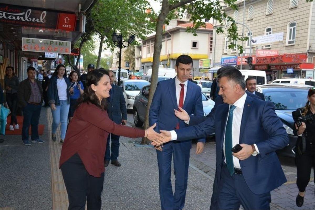 Balıkesir Valisi Ersin Yazıcı&rsquo;nın Hayırsever Ziyareti