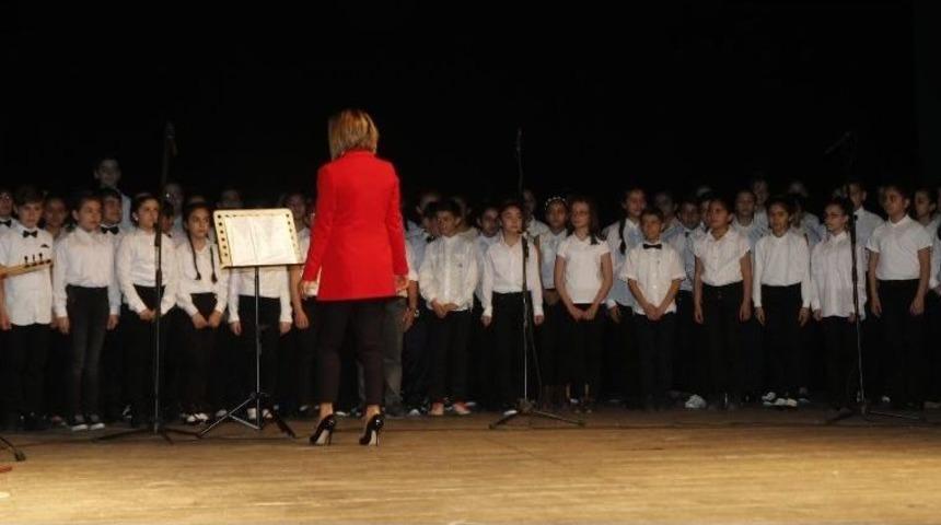 &ldquo;ankara" Temalı Etkinliklerin &Ouml;d&uuml;l T&ouml;reni Yapıldı