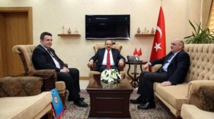 Başkonsolos Mikatsadze&rsquo;den, Vali Ustaoğlu&rsquo;na Ziyaret