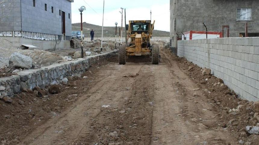 &Ccedil;aldıran&rsquo;da Altyapı &Ccedil;alışması