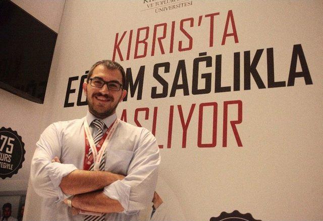 Nişantaşı Üniversitesi İle Kıbrıs Sağlık Ve Toplum Bilimleri Üniversitesi Tercih Fuarında 3