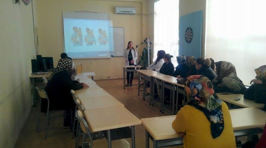 Hemşirelik B&ouml;l&uuml;m&uuml; &Ouml;ğrencilerinden Sağlık Eğitimi Etkinlikleri
