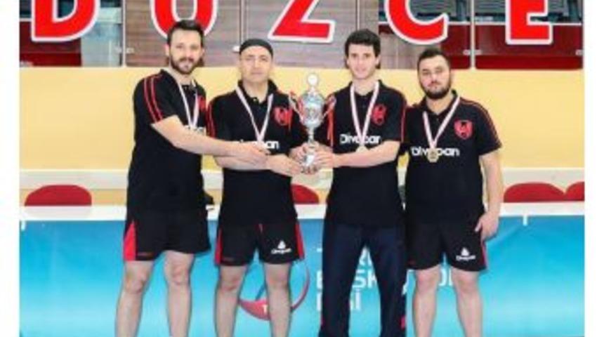 Divapan Başarıdan Başarıya Koşuyor