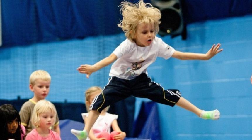 &Ccedil;ocuğun Yaşına Uygun Spor