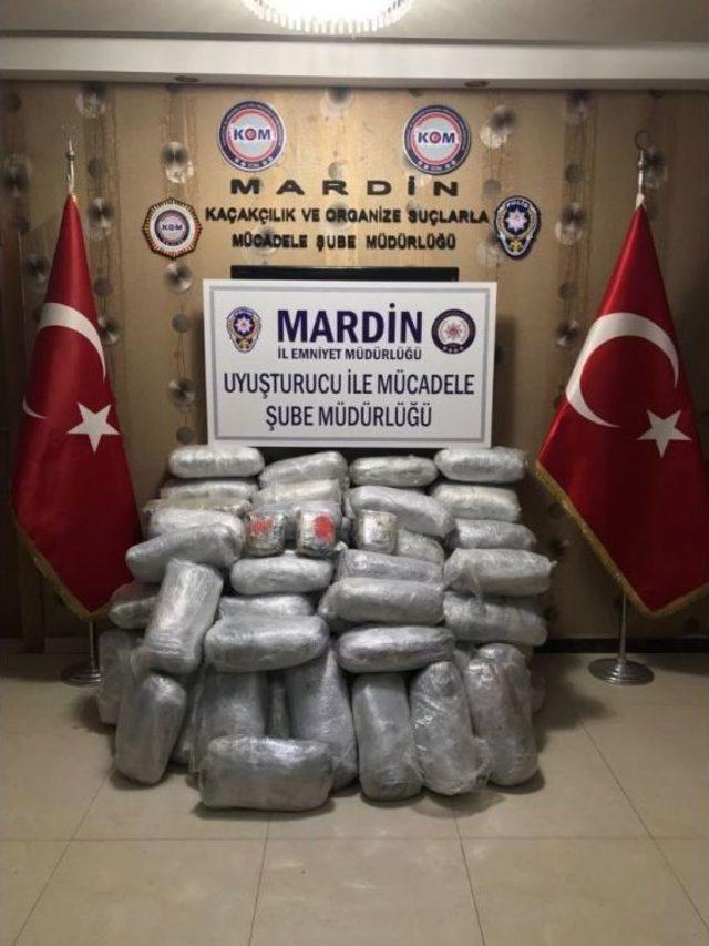 Mardin’de Yüklü Miktarda Uyuşturucu Ele Geçirildi