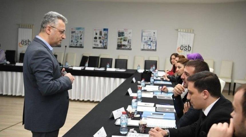 Kayseri Osb&rsquo;de İhracatta M&uuml;şteri Bulma Teknikleri Eğitimi Verildi