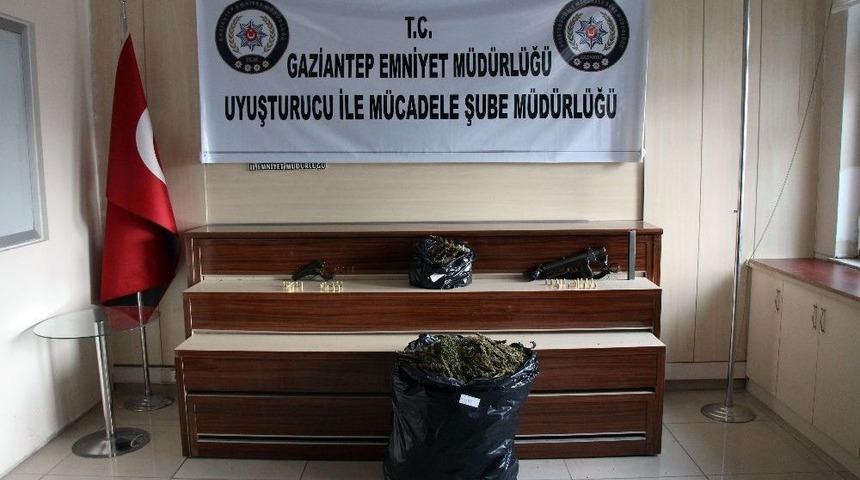 Gaziantep&rsquo;te Uyuşturucu Operasyonu: 3 G&ouml;zaltı