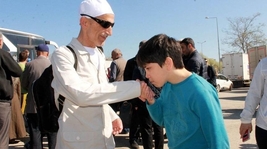 Yalova&rsquo;dan Mukaddes Topraklara Gittiler