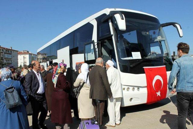 Yalova’dan Mukaddes Topraklara Gittiler