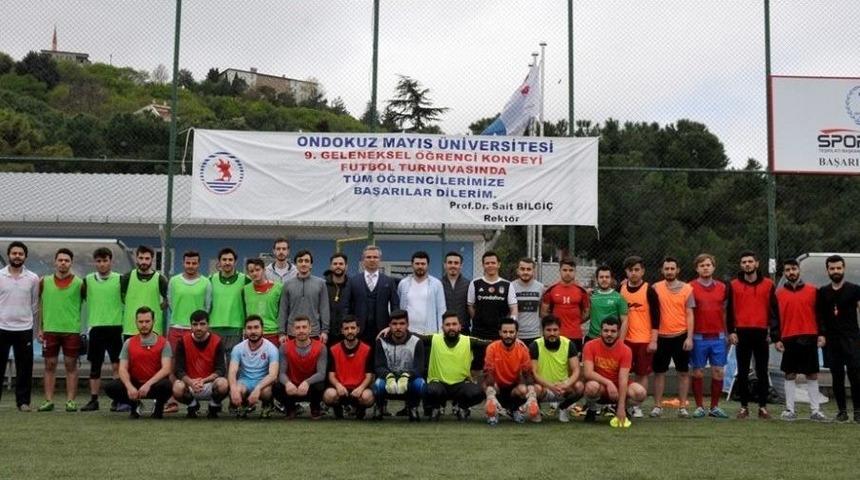 Om&uuml;&rsquo;l&uuml; &Ouml;ğrencilerin Turnuva Heyecanı