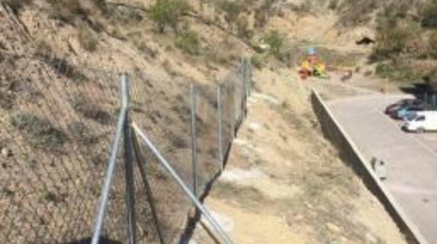 Toprak Kaymasına Tel &Ouml;rg&uuml;l&uuml; G&uuml;venlik