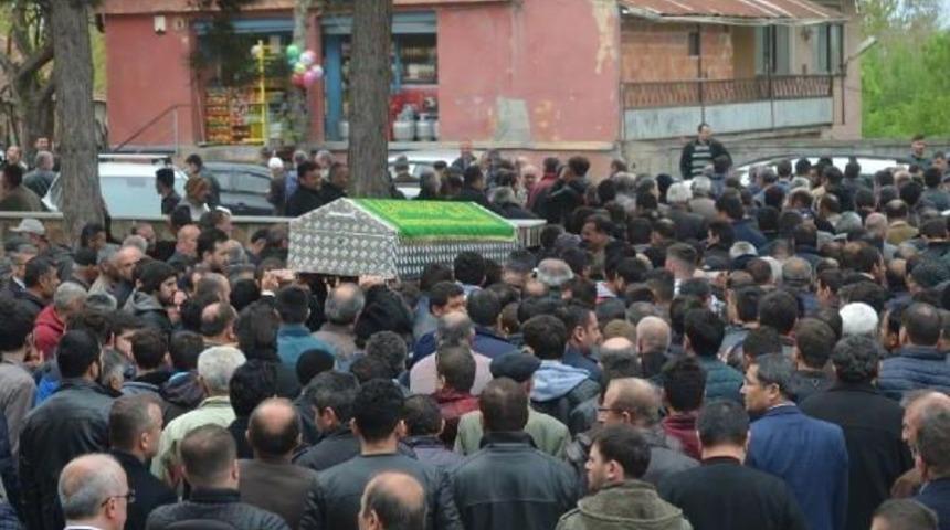 Kazada &Ouml;len Engelli Milli Sporcu Son Yolculuğuna Uğurlandı