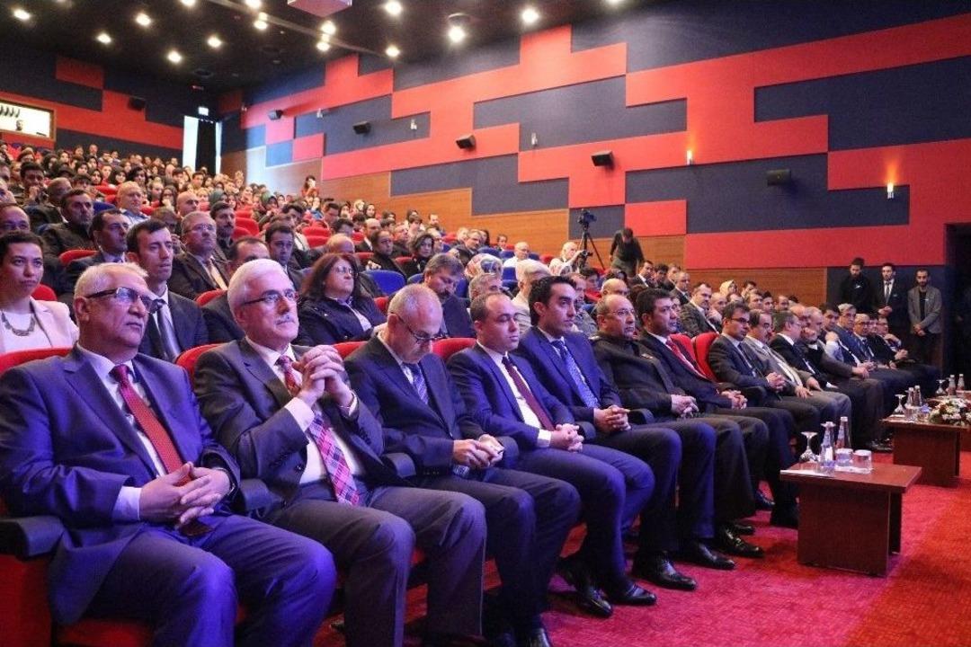 Vali Coş, "sapanca&rsquo;ya Yazlık Değiş Turistik Tesis Yapılmalı"