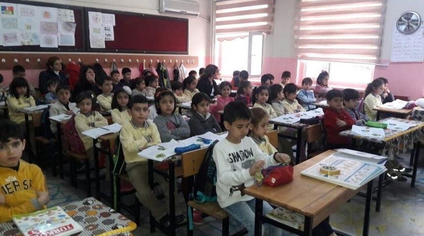 &Ouml;ğrencilere Gıda Ve Hijyen Eğitimi Veriliyor