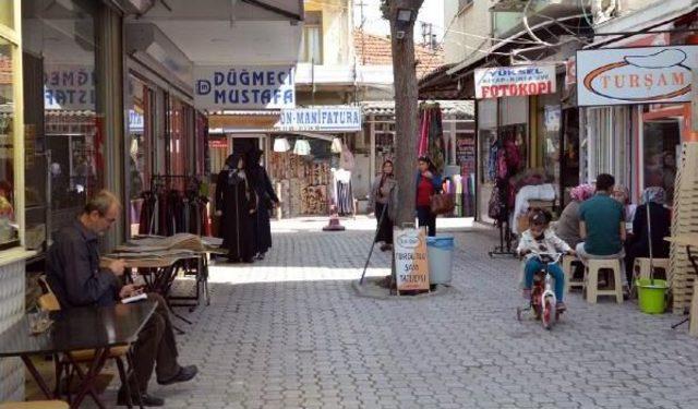 Manisa'da 4.2 Büyüklüğünde Deprem (2)