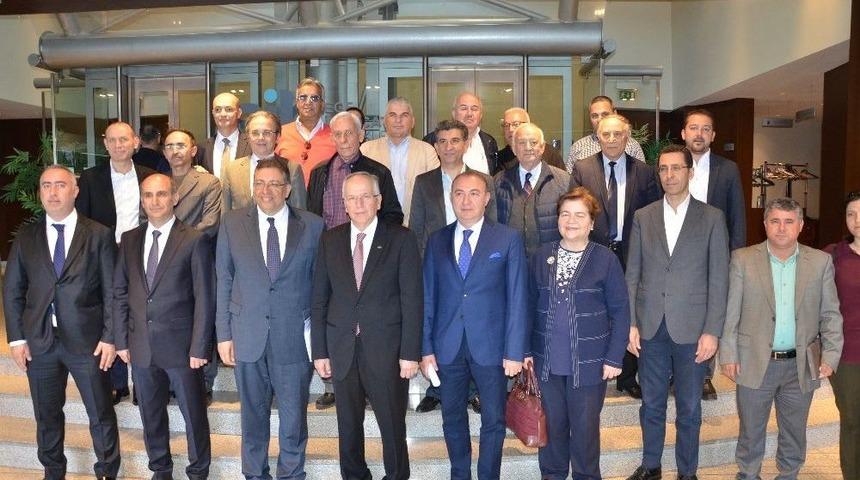 Egeli Hububat&ccedil;ılardan &lsquo;tarım 4.0&rsquo; &Ccedil;ağrısı