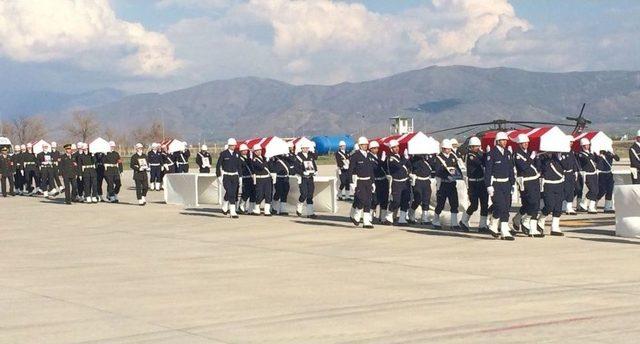 Tunceli Şehitleri Son Yolculuğuna Uğurlanıyor