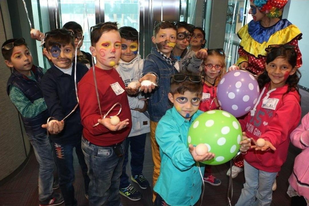 K&ouml;y Yumurtası Karşılığında İlk Kez Sinema Da Film İzlediler