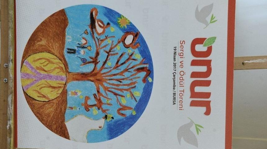 &Ouml;ğrenciler Barışı Resmetti