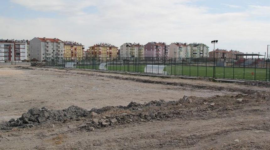 Cihanbeyli&rsquo;ye Kapalı Pazar Alanı Yapımı S&uuml;r&uuml;yor