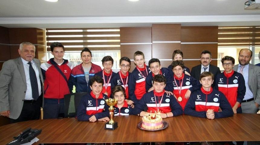 Tredaş Spor Basketbol Kul&uuml;b&uuml;&rsquo;nden Bilgili&rsquo;ye Ziyaret