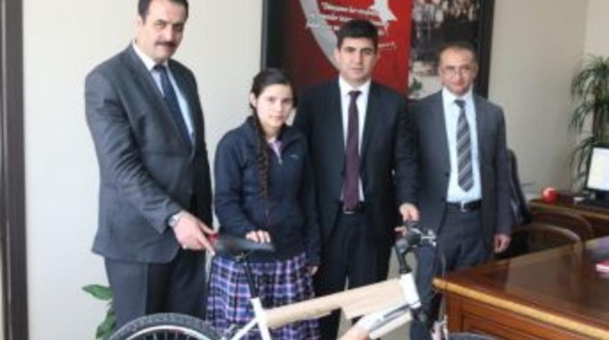 &lsquo;milli Birlik Ve Kahramanlık&rsquo; Konulu Kitap Okuma Yarışması