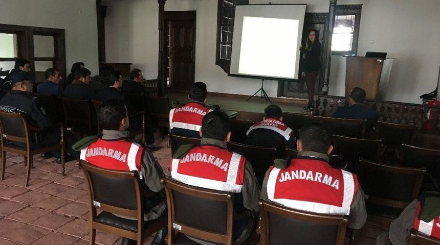 Boğazkale&rsquo;de Kolluk Personeline Değerler Eğitimi Verildi