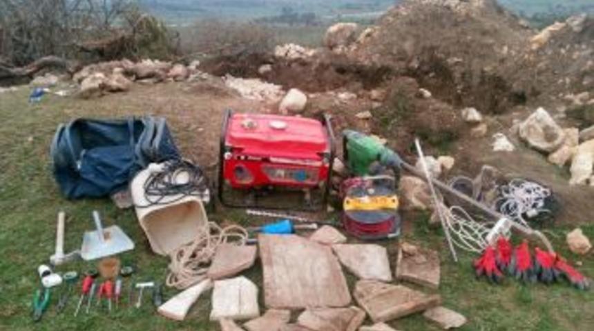 Karab&uuml;k&rsquo;te Definecilere Su&ccedil;&uuml;st&uuml;