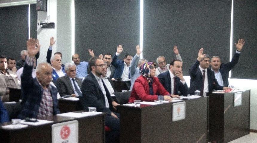 B&uuml;y&uuml;kşehr Belediyesi 240 Milyon Lira Bor&ccedil;lanacak
