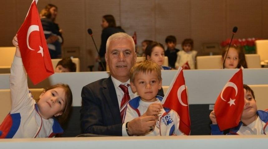 Halk Evi&rsquo;nde 23 Nisan Coşkusu