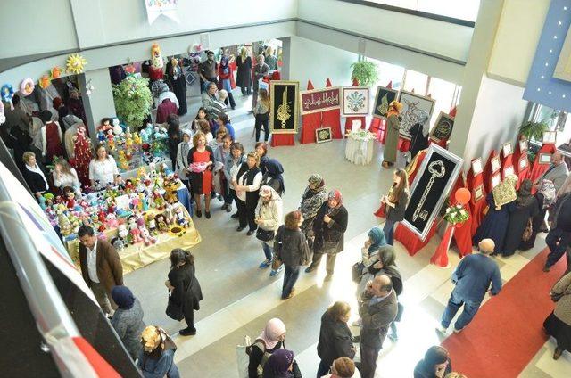 Yunusemreli Kursiyerlerin Eserleri Sergilendi 1