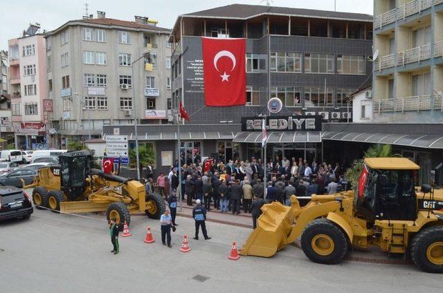 Başkan Şahin: “araç Filomuzu Büyütmeye Devam Edeceğiz”