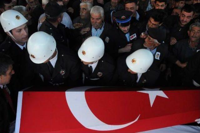 Gaziantepli Şehit Polis Toprağa Verildi 1