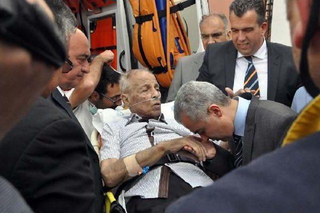 Hayırseverin Yaptırdığı Sağlık Merkezinde Duygusal T&ouml;ren 2