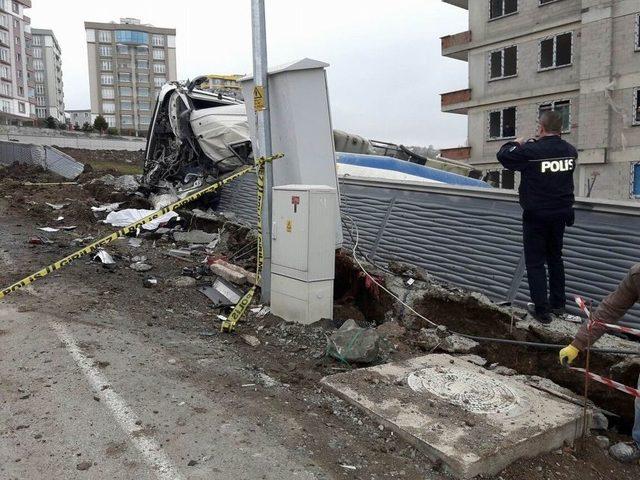 Samsun’da Beton Mikseri Devrildi: 1 Ölü