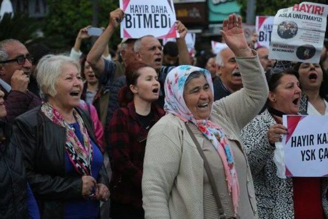 Antalya'da Referandum Protestosu